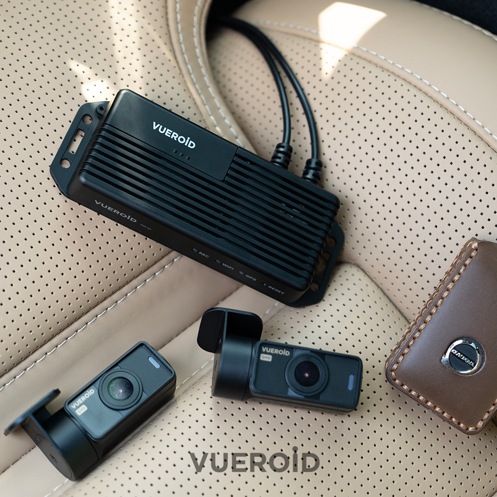 Vueroid D40 Q2 QHD Forward and Rear Dashcam Package