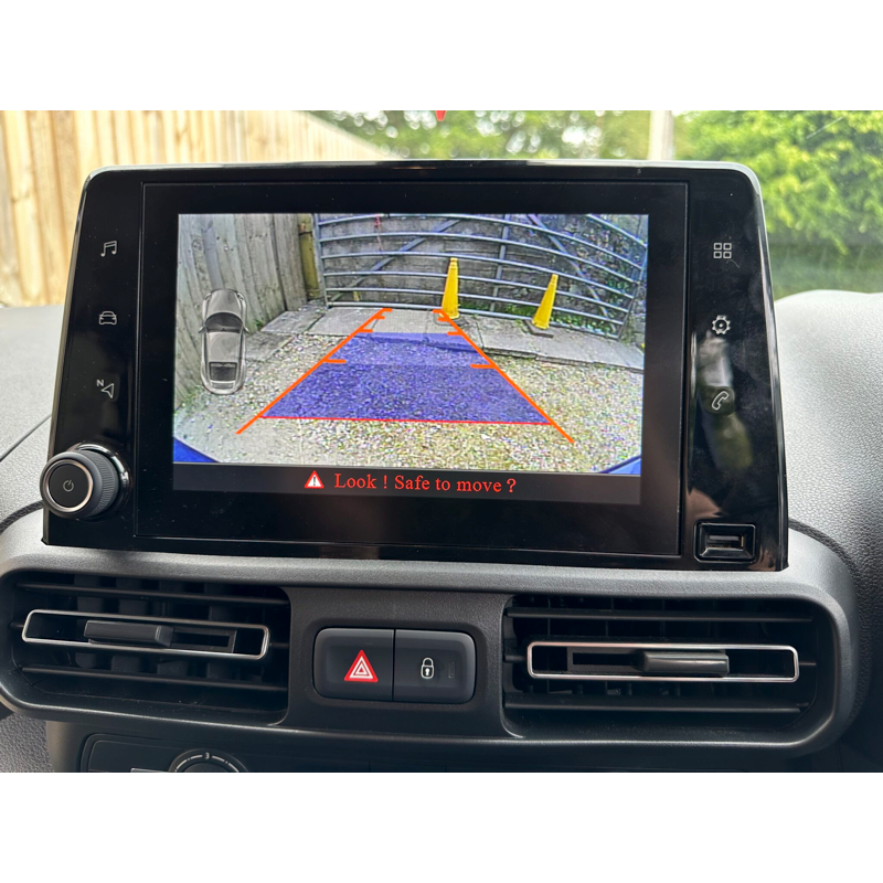 Peugeot Partner Integrated Reverse Camera Solution